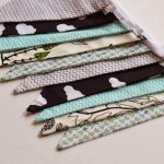 Guirnalda decorativa de tela Pájaros en b/n y turquesa