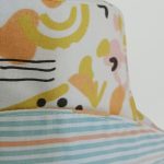 Gorro reversible tipo pescador Abstracto cálido